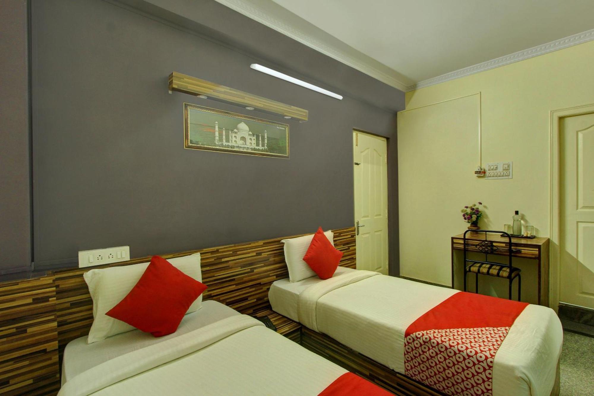 Hotel O Century Residency Bangalore Esterno foto